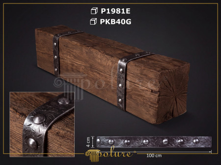 Tavan rustic cu grinzi decorative din poliuretan imitație lemn și perete placat cu profile buștean.