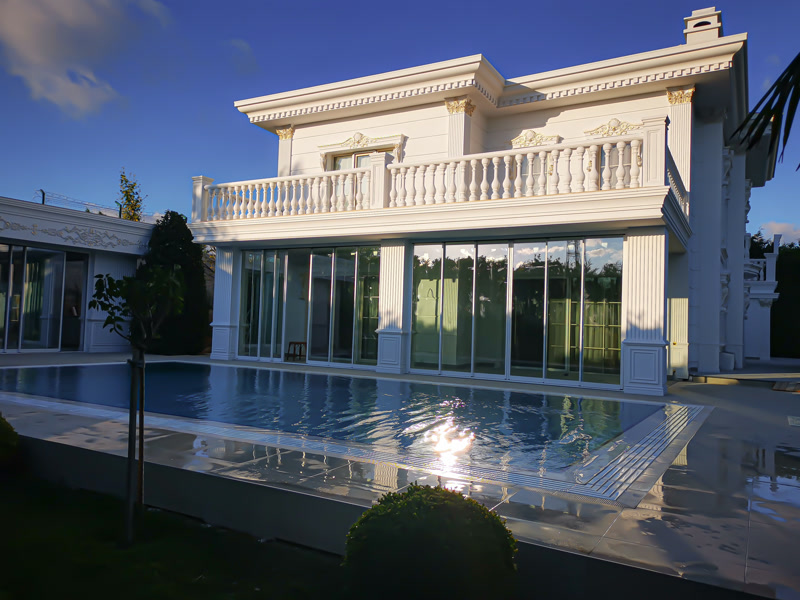 <p>

    <h1>Polyurethane Exterior Molding Ideas for Classic Villa Design</h1>
    <p>When it comes to designing a classic villa, the exterior details play a crucial role in defining its character and elegance. Polyurethane exterior moldings are an excell