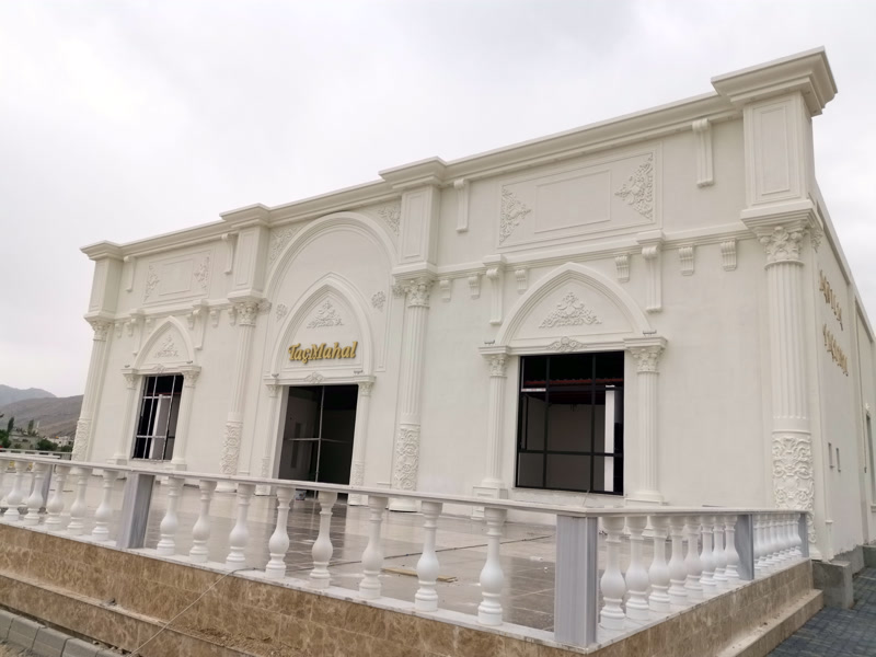 Coloane și Pilaștri Exteriori  Coloane și pilaștri exteriori din poliuretan turnat: verticale decorative pentru fațadă, ușoare, stabile la umezeală și îngheț, gata de vopsi