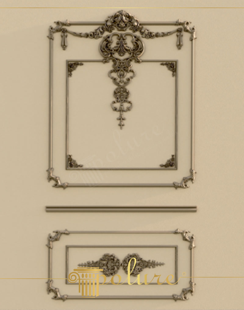 Poliuretan Ornamente și Baghete pentru Panouri Perete Sistemul de profilare din poliuretan de înaltă densitate (aproximativ 150-220 kg/m³ (țintă ~160 kg/m³)) reprezintă o soluție tehnică avansată pentru realizarea casetărilor decorative pe pereții interiori. În această structură simetrică, baghetele din poliuretan cod P85002, P85008 și P85016 creează un caroiaj geometric stabil, rezistent la variații de temperatură între -100 °C / +80 °C. Utilizarea elementelor turnate permite obținerea unor muchii extrem de clare și detalii tridimensionale profunde, imposibil de egalat prin ipsosul clasic sau lemn. Materialul prezintă un coeficient de absorbție a apei sub 1%, prevenind umflarea sau fisurarea în timp.

Montajul tehnic al profilelor din poliuretan necesită utilizarea adezivilor structurali pe bază de polimeri hibrizi pentru fixarea pe perete și adeziv special de îmbinare pentru rosturi. Pentru cadrul inferior și cel superior, colțarele prefabricate P85008S elimină necesitatea tăierilor complexe la unghi de 45 de grade, reducând timpul de execuție cu până la 30%. Elementele decorative centrale precum P80111, P8046L și kitul ornamental P8088C, P8088D, P8088E se fixează prin presare mecanică temporară până la polimerizarea completă a adezivului, garantând o aderență perfectă pe tencuială.

Finisarea suprafețelor din poliuretan se realizatiză prin șlefuire ușoară cu hârtie abrazivă de granulație 220, urmată de aplicarea unei amorse acrilice. Materialul este pre-amorsat din fabrică, ceea ce permite vopsirea directă cu vopsele pe bază de apă, lavabile sau acrilice, în două straturi succesive. Rezistența mecanică ridicată și stabilitatea dimensională împiedică apariția fisurilor la îmbinări, o problemă frecventă la profilele din lemn supuse variațiilor de umiditate din încăpere.

Compoziția prezentată integrează simetric ornamentele P8055, P8081L și P8081R, oferind o împărțire echilibrată a peretelui pe verticală. Această tehnică de încadrare tip boiserie separă peretele în registre distincte, mascând eventualele imperfecțiuni ale tencuielii de bază și oferind o structură rigidă, rezistentă la impact. Alegerea poliuretanului ca material de bază asigură o durabilitate de lungă durată, reducând costurile de întreținere pentru proiectele rezidențiale și comerciale.