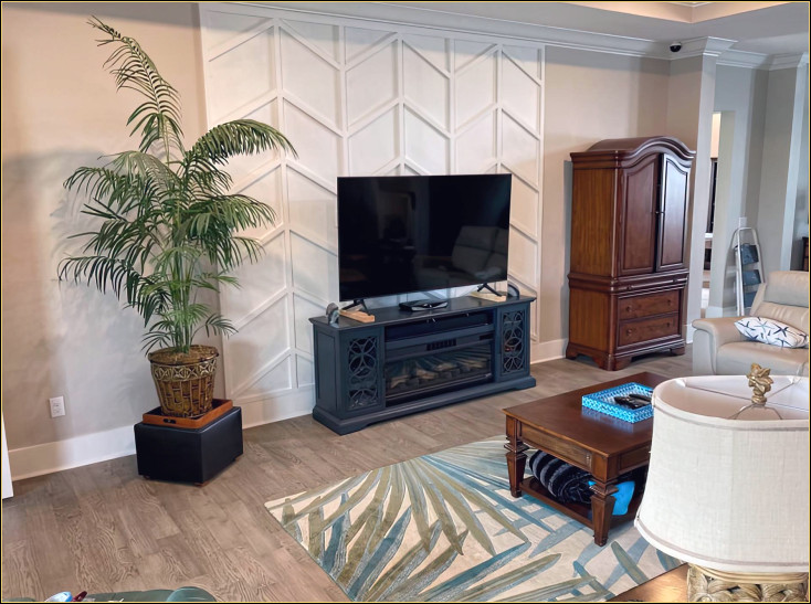 Poliuretan TV Uniteleri Arkası için Şık Çıta Tasarımları: Modern Salon Dekorasyon Fikirleri ve Modelleri
Romanian:
Designuri Elegante de Baghete pentru Spatele Unităților de TV din Poliuretan: Idei și Modele de Decorare pentru Saloane Moderne <p>
<article>
<h1>Designuri Elegante de Baghete pentru Spatele Unităților de TV din Poliuretan: Idei și Modele de Decorare pentru Saloane Moderne</h1>
<p>Într-o eră în care designul interior devine tot mai personalizat și orientat către detaliu, unitățile de televizor din poliuretan și decorarea acestora capătă o nouă dimensiune. Baghetele elegante pentru spatele acestor unități nu doar că adaugă un plus de stil, dar și funcționalitate, transformând un simplu perete într-un punct focal al încăperii.</p>
<h2>De ce Poliuretan?</h2>
<p>Poliuretanul, datorită flexibilității și durabilității sale, este materialul ideal pentru crearea de baghete decorative. Este rezistent la umiditate, nu se deformează și poate fi vopsit în orice culoare, oferind astfel o largă varietate de opțiuni de personalizare.</p>
<h2>Modele de Baghete</h2>
<p>De la modele simple, lineare, până la cele mai elaborate, cu ornamente clasice sau moderne, baghetele din poliuretan pot fi adaptate pentru a se potrivi oricărui stil de decor interior. Fie că preferați un look minimalist sau unul opulent, există opțiuni care să satisfacă toate gusturile.</p>
<h2>Cum să Alegeți Bagheta Potrivită?</h2>
<p>Alegerea baghetei potrivite pentru unitatea dvs. de TV implică câteva considerente. În primul rând, dimensiunea și forma unității de televizor, dar și stilul general al încăperii, sunt factori decisivi. De asemenea, este important să luați în considerare culoarea și textura peretelui pe care va fi montată bagheta, pentru a asigura o integrare armonioasă.</p>
<h2>Instalarea Baghetelor</h2>
<p>Instalarea baghetelor din poliuretan este relativ simplă, putând fi realizată chiar și de amatori, cu ajutorul unor unelte de bază. Majoritatea baghetelor vin cu instrucțiuni detaliate de montare, iar pentru un finisaj profesional, este recomandată consultarea cu un specialist.</p>
<h2>Concluzie</h2>
<p>Adăugarea unei baghete elegante din poliuretan la spatele unității de TV nu doar că îmbunătățește aspectul general al salonului, dar oferă și o soluție practică pentru ascunderea cablurilor. Cu o varietate largă de designuri disponibile, este ușor să găsiți modelul perfect care să complementeze decorul interior al casei dvs.</p>
</article>
</p><br><hr></hr>