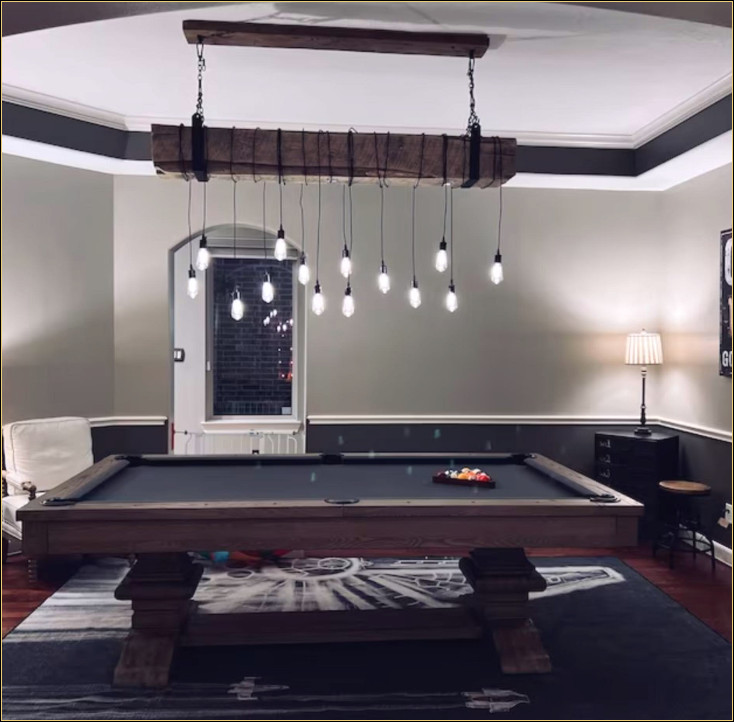 Poliuretan Biliard Salon Dekorasyonu Rustic Stil Avizeler Modeli - Interioare Rustice pentru Vile: Idei de Design și Exemple pentru Decor <p>
<article>
<h1>Decorațiuni Rustice Interioare pentru Vile: Idei de Design și Exemple pentru Decor</h1>
<p>Designul interior rustic aduce căldură și confort în orice casă, iar vilele nu fac excepție. Acest stil, cu rădăcini adânci în natură și tradiție, este perfect pentru cei care doresc să creeze o atmosferă primitoare și relaxantă. În acest articol, vom explora cum să încorporăm elemente rustice în decorul unei vile, cu un accent special pe <strong>poliuretan biliard salon dekorasyonu</strong> și <strong>rustic stil avizeler modeli</strong>.</p>
<section>
<h2>Poliuretan Biliard Salon Dekorasyonu</h2>
<p>Decorarea salonului de biliard cu elemente rustice poate transforma complet atmosfera acestui spațiu de divertisment. Utilizarea poliuretanului ca material pentru mobilier și accesorii adaugă un plus de autenticitate și rezistență, imitând perfect textura lemnului natural. De exemplu, o masă de biliard cu finisaje din poliuretan, înconjurate de scaune cu design rustic și iluminată de avize în stil rustic, va deveni punctul central al salonului.</p>
</section>
<section>
<h2>Rustic Stil Avizeler Modeli</h2>
<p>Iluminatul joacă un rol crucial în crearea atmosferei dorite într-un interior rustic. Avizele în stil rustic, fie că sunt realizate din lemn, fier forjat sau poliuretan, adaugă un element de eleganță brută și autenticitate. Alegerea unui aviz în stil rustic cu design simplu, dar puternic, poate ilumina spațiul într-un mod care să sublinieze frumusețea elementelor naturale și să adauge un sentiment de căldură și intimitate.</p>
</section>
<section>
<h2>Idei de Design și Exemple pentru Decor</h2>
<p>Pentru a aduce stilul rustic în decorul unei vile, începeți cu selecția de materiale naturale și texturi brute. Lemnul, piatra, fierul forjat și poliuretanul sunt alegeri excelente. Încorporați aceste materiale în mobilier, accesorii și finisaje. Un perete accentual, realizat din piatră sau lemn recuperat, poate adăuga profunzime și caracter spațiului. În plus, adăugarea de textile groase, cum ar fi lână sau bumbac, în formă de perne decorative sau aruncături de canapea, va crește confortul și căldura.</p>
<p>Exemple de decoruri care pot inspira includ camere cu șeminee din piatră naturală, dormitoare cu paturi robuste din lemn masiv, bucătării cu blaturi de lucru din poliuretan imitând piatra și băi cu lavoare montate pe mobilier din lemn rustic. Fiecare element selectat cu grijă contribuie la crearea unei atmosfere autentice și primitoare.</p>
</section>
<footer>
<p>Adoptarea unui stil rustic în decorul interior al unei vile nu numai că oferă un spațiu plin de caracter și căldură, dar și creează un refugiu relaxant departe de agitația vieții moderne. Cu ideile și exemplele prezentate, sperăm să vă inspirăm să aduceți frumusețea și confortul stilului rustic în propria casă.</p>
</footer>
</article>
</p><br><hr></hr>