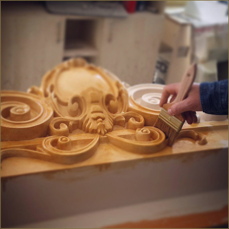 Creare model coroane fronton Model matriță din poliuretan realizarea coroanei frontonului