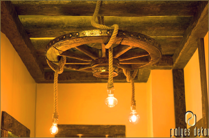 Poliuretan Rustic Lemn Tavan Grinzi Decorațiuni pentru Holuri și Coridoare - Modele, Design și Idei de Decorare <p>

    <article>
        <h1>Poliuretan Rustic Lemn Tavan Grinzi Decorațiuni pentru Holuri și Coridoare - Modele, Design și Idei de Decorare</h1>
        <p>Decorarea holurilor și coridoarelor poate fi o provocare, având în vedere spațiul adesea limitat și necesitatea de a menține o circulație fluentă. Totuși, utilizarea grinzilor de tavan din poliuretan cu aspect de lemn rustic poate adăuga căldură, caracter și un element de design interesant acestor spații. Aceste decorații pot transforma un spațiu altfel ignorat într-unul plin de personalitate și stil.</p>
        
        <h2>De ce Poliuretan?</h2>
        <p>Poliuretanul oferă avantaje semnificative față de lemnul tradițional. Este mult mai ușor, ceea ce îl face mai ușor de instalat, mai ales pe tavan. De asemenea, este rezistent la umiditate, dăunători și mucegai, ceea ce îl face ideal pentru utilizarea în aproape orice mediu interior. Aspectul său poate fi surprinzător de similar cu cel al lemnului autentic, oferind căldura și textura pe care le caută mulți proprietari de case, fără întreținerea necesară lemnului real.</p>
        
        <h2>Modele și Design</h2>
        <p>Există o varietate largă de modele și designuri disponibile pentru grinzile din poliuretan. De la cele cu aspect simplu, neted, până la cele cu modele sculptate detaliat pentru un aspect mai ornamentat. Aceasta înseamnă că puteți alege stilul care se potrivește cel mai bine cu tema generală a casei dvs., fie că este modernă, tradițională sau rustică. Grinzile pot fi, de asemenea, vopsite sau lăcuite pentru a se potrivi sau a contrasta cu restul decorului.</p>
        
        <h2>Idei de Decorare</h2>
        <p>Pentru holuri și coridoare, grinzile din poliuretan pot fi utilizate în mai multe moduri creative. Un design popular este instalarea grinzilor în model paralel de-a lungul coridorului, ceea ce poate ajuta la alungirea vizuală a spațiului. Alternativ, grinzile pot fi aranjate într-un model încrucișat pentru a adăuga profunzime și interes. Adăugarea iluminatului încorporat în sau în jurul grinzilor poate, de asemenea, să creeze o atmosferă caldă și primitoare. Pentru un efect dramatic, considerați utilizarea grinzilor pentru a crea un cadru pentru artă sau oglinzi montate pe perete.</p>
        
        <h2>Concluzie</h2>
        <p>Adăugarea grinzilor din poliuretan cu aspect de lemn rustic pe tavan în holuri și coridoare nu numai că adaugă caracter și căldură spațiului, dar este, de asemenea, o soluție practică și durabilă. Cu o varietate de stiluri și designuri disponibile, este ușor să personalizați aspectul pentru a se potrivi perfect cu restul casei dvs. Considerați această opțiune inovatoare pentru a îmbunătăți aspectul și atmosfera coridoarelor și holurilor dvs.</p>
    </article>

</p><br><hr></hr>