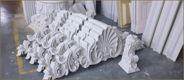 Fabricarea stâlpului din poliuretan Fabricarea stâlpilor Confectionare coroane de montant din fronton decorativ din poliuretan