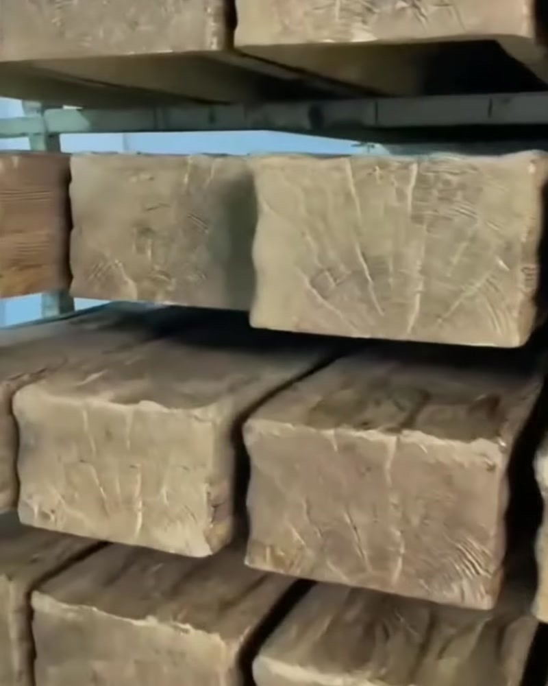 Grinzi din poliuretan stivuite, textură de lemn antichizat