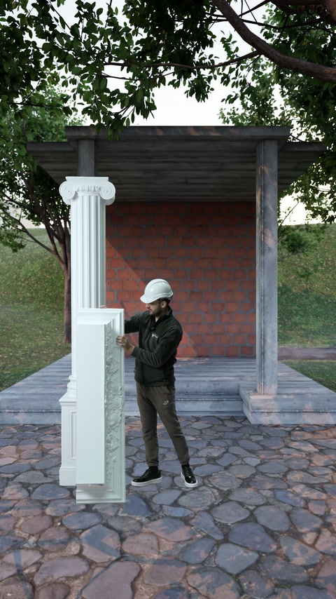 Corpul canelat este aliniat pe baza pătrată a coloanei