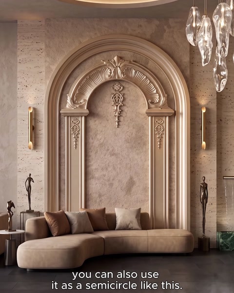 Semicerc decorativ încadrat într-un arc elegant dintr-un living clasic