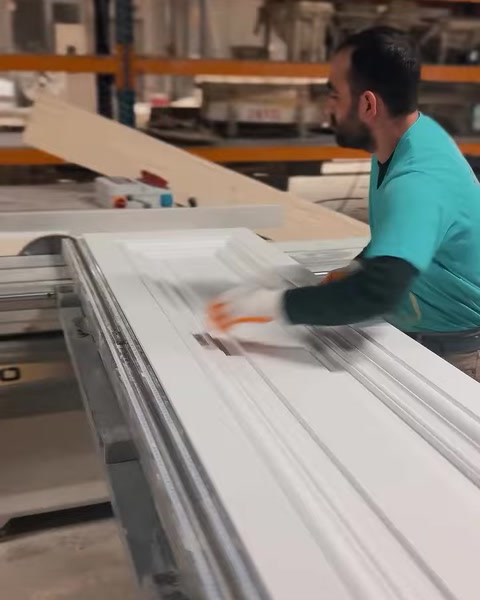 Capete de coloană corintice din poliuretan Polure: Ușoare, rezistente și direct de la producător — 0:04